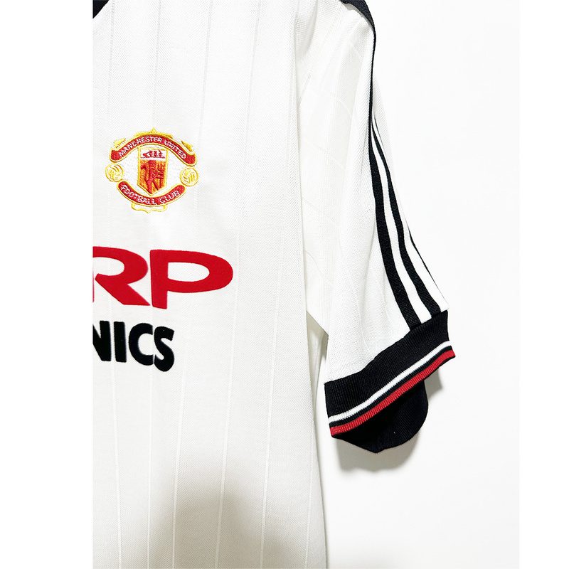 Manchester United 1982 1983 Away Retro Jersey - Image 5