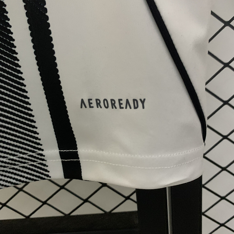 Juventus Home Jersey 25/26 - Image 7