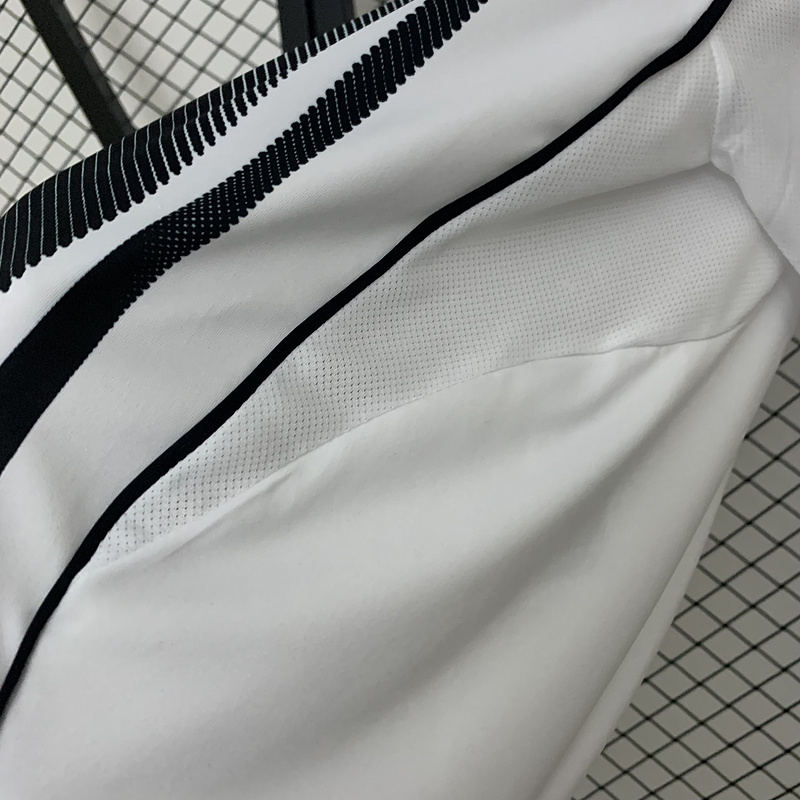 Juventus Home Jersey 25/26 - Image 8