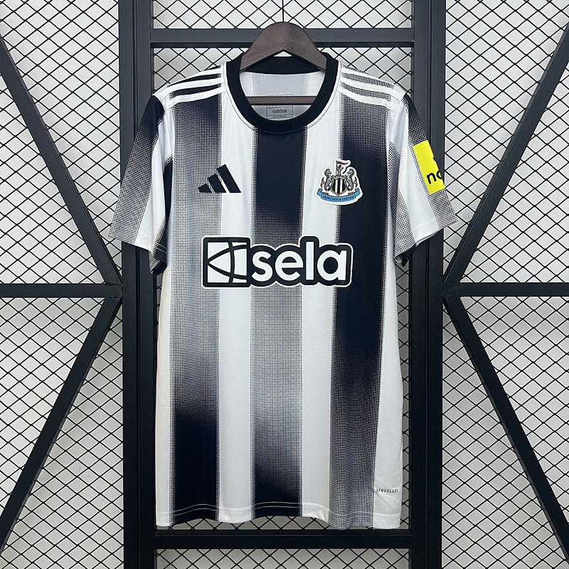 Newcastle United Home Jersey 25/26