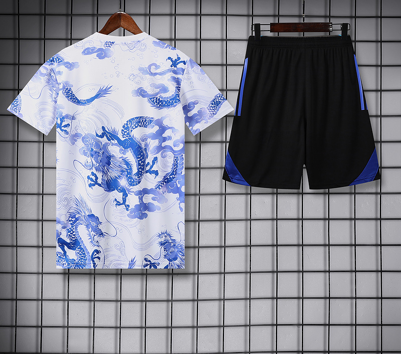 Real Madrid White and Blue Short Sleeve Training Suit 25/26 - Image 4