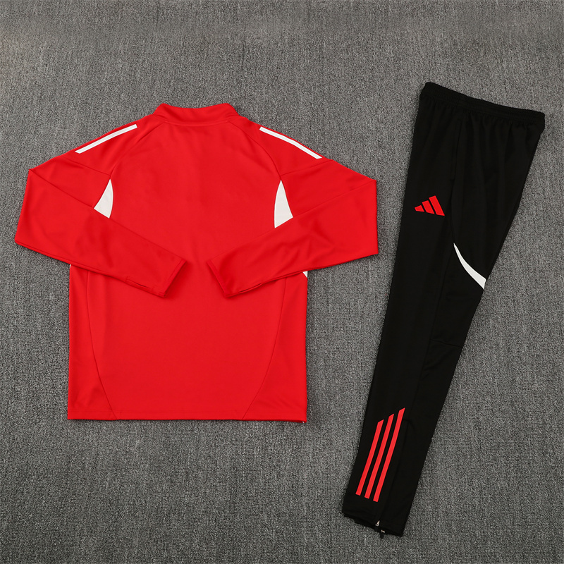 Liverpool Red Tracksuit 25/26 - Image 4