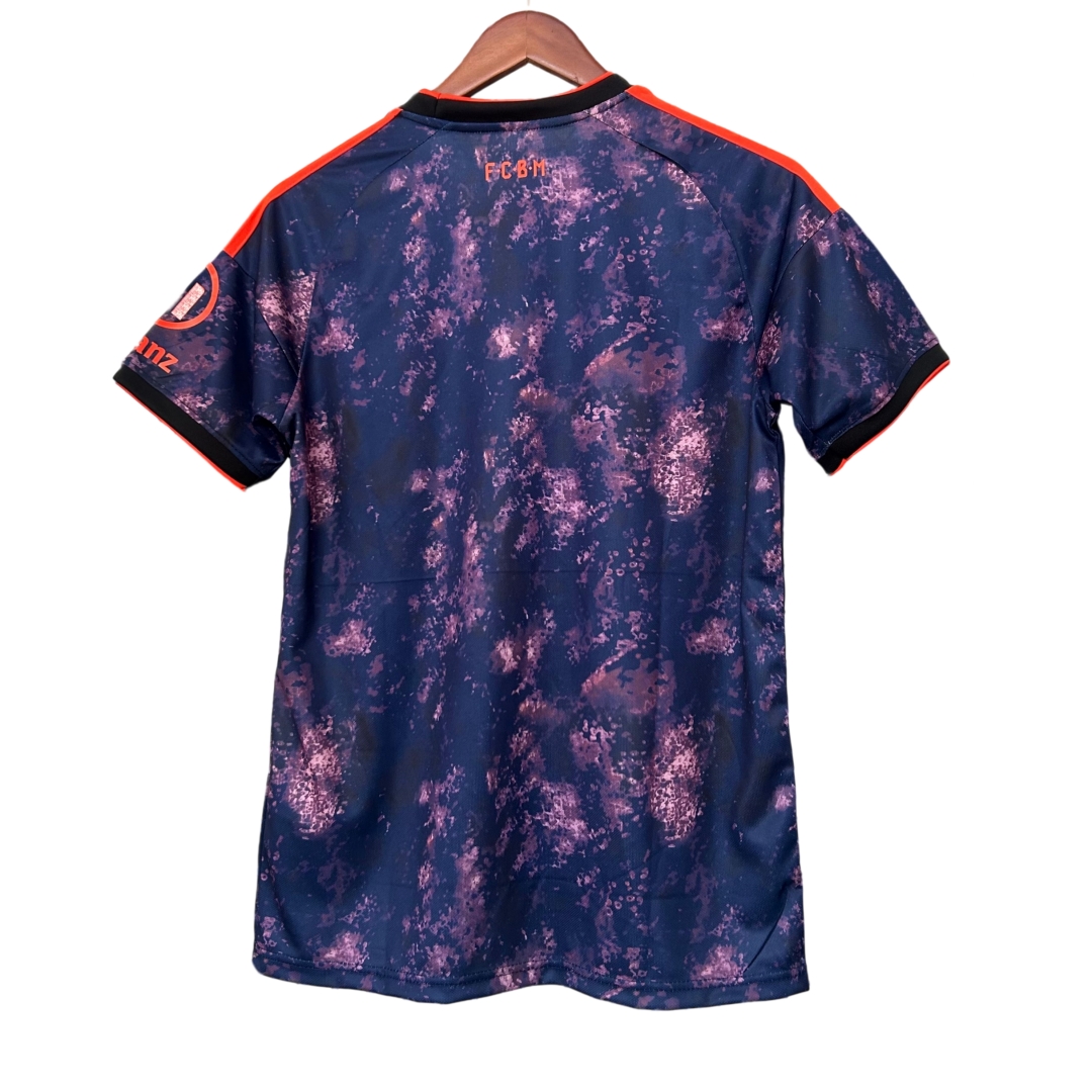 Alternative view of Bayern Munchen Third Jersey 2627