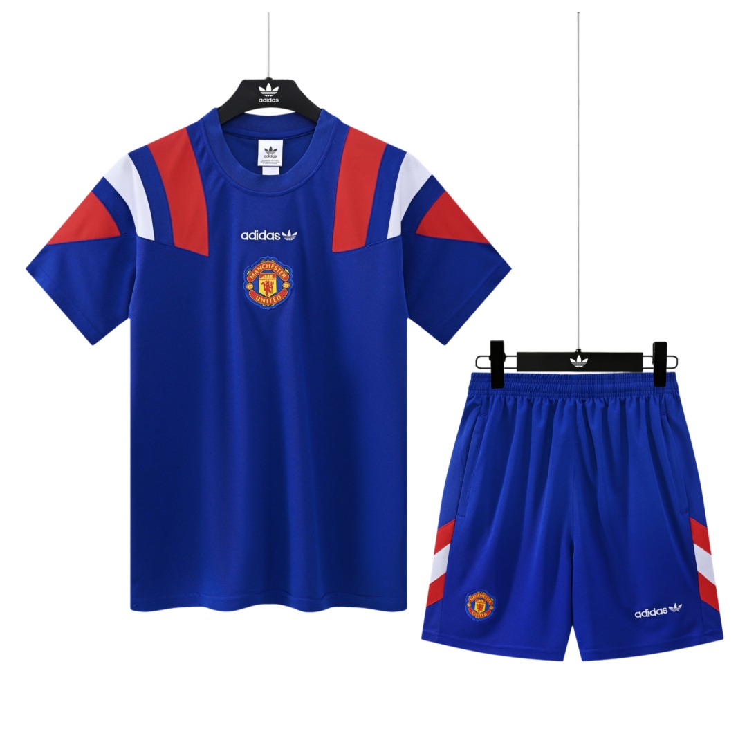 Manchester United blue Retro Short Sleeve Training Suit 2627