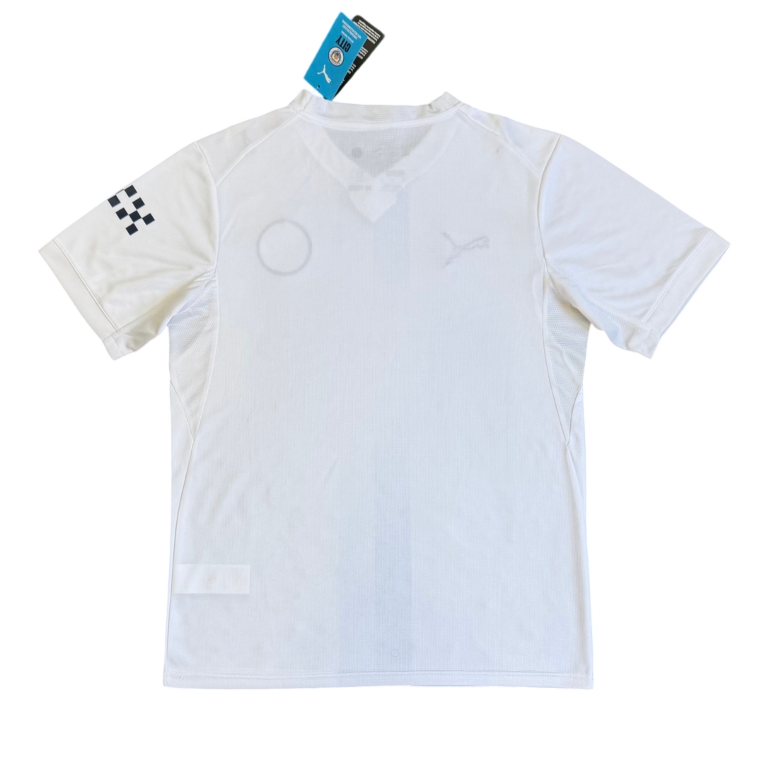 Alternative view of Manchester City Third Jersey 2627