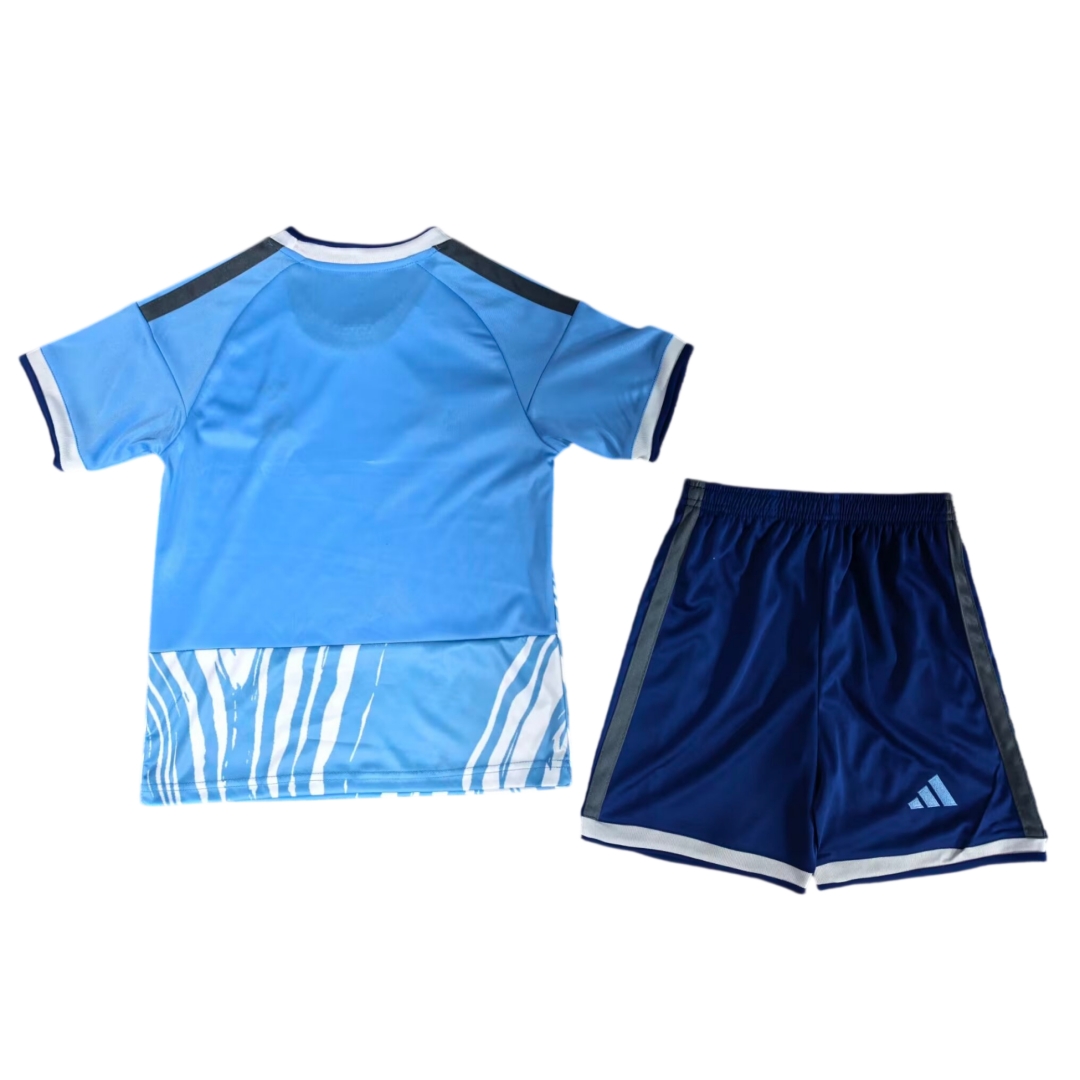 Alternative view of Nottingham Forest Third Kid Kit 2627 (Jersey and Short)